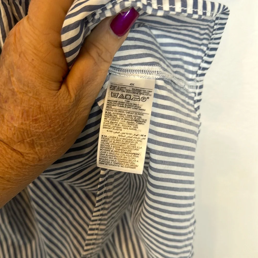 Old Navy Blue and White Striped Top with Puff Short Sleeves 4 X